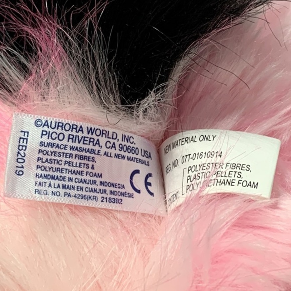 Aurora plush flamingo 🦩  fluffy faux fur body, faux suede beak and legs. - Picture 9 of 10
